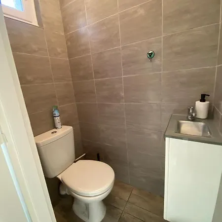 Maison Entiere Avec Jardin Et Belle Vue *