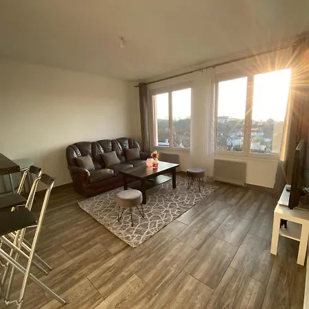 Maison Entiere Avec Jardin Et Belle Vue