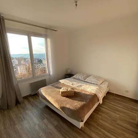 Dom wakacyjny Maison Entiere Avec Jardin Et Belle Vue